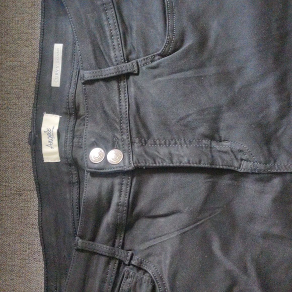 Jeans - Picture 6 of 6